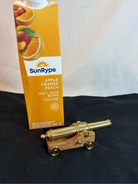 Antique mini replica of a 24 pounder ships cannon